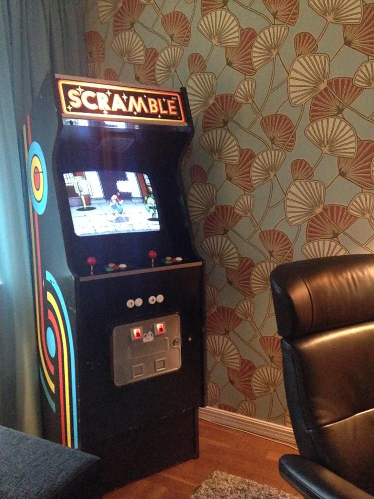 http://i1080.photobucket.com/albums/j321/DalkarlSWE/Scramble%20arcade%20cabinet/2A7BF789-5D82-4CF7-B9FD-FEDFF11E4F01.jpg
