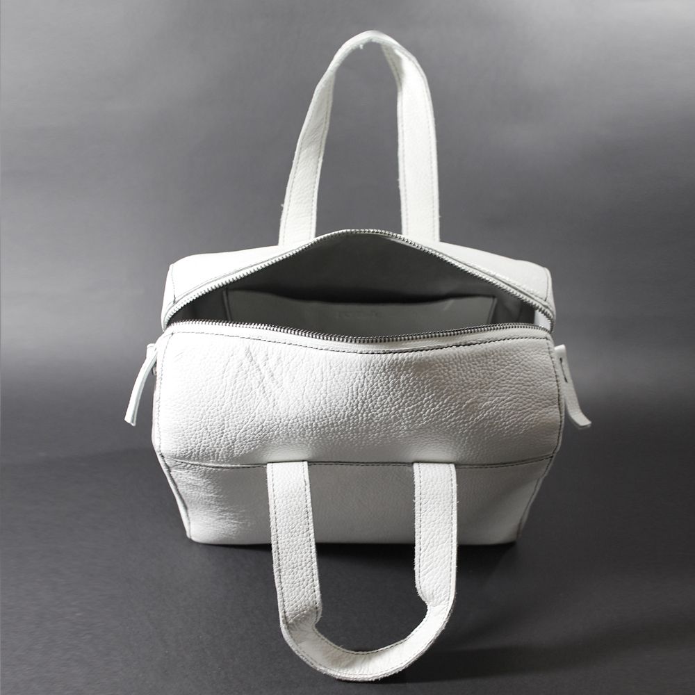 Passion Boston bag white hand / shoulder / hatchback - Messenger Bags & Sling Bags - Genuine Leather White