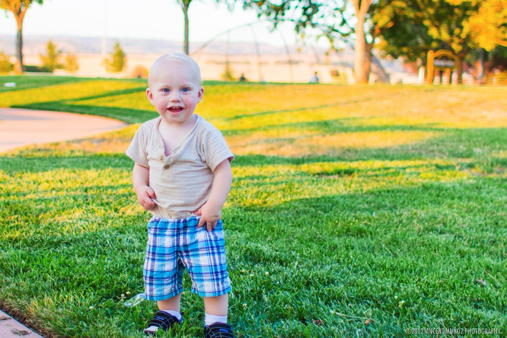 IMAGE: http://i1080.photobucket.com/albums/j325/vinmunoz/baby2-1.jpg