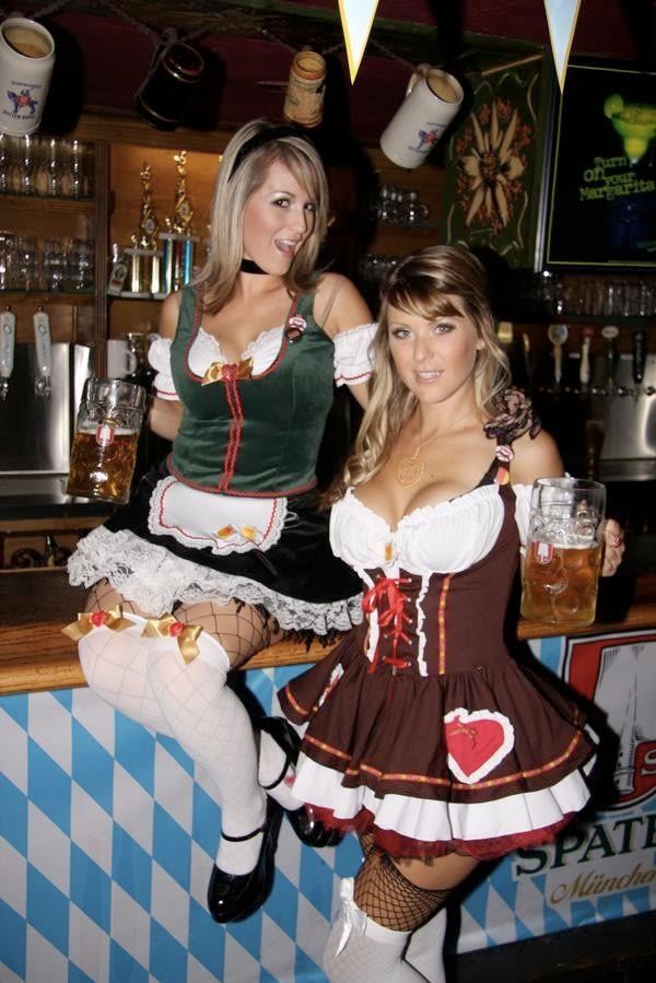 oktoberfest_girls-011.jpg