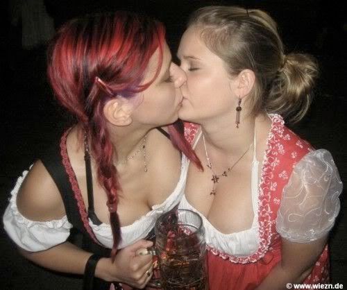 oktoberfest_girls-038.jpg