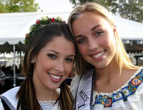 oktoberfest_girls-043_0.jpg