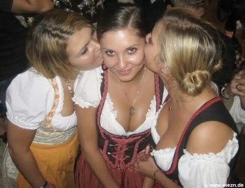 oktoberfest_girls-046.jpg