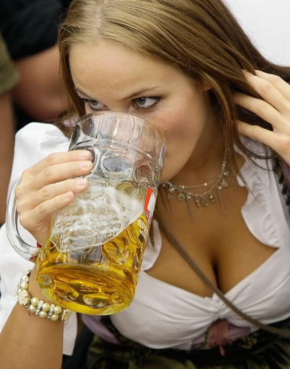 oktoberfest_girls_2009_01.jpg