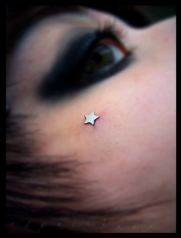 [Image: star-micro-dermal-anchor-piercing.jpg]