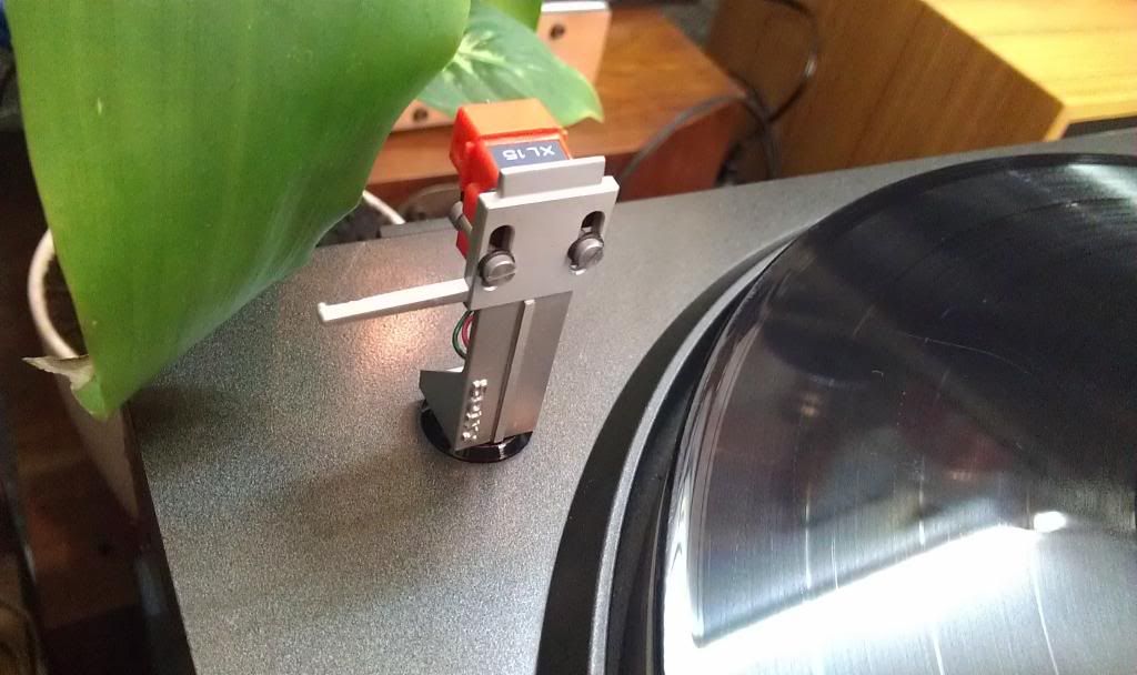 Mâm đĩa than , kim , máng ...Đồng hồ treo tường , để bàn  Japan   Vintage...Độc Đẹp c - 7