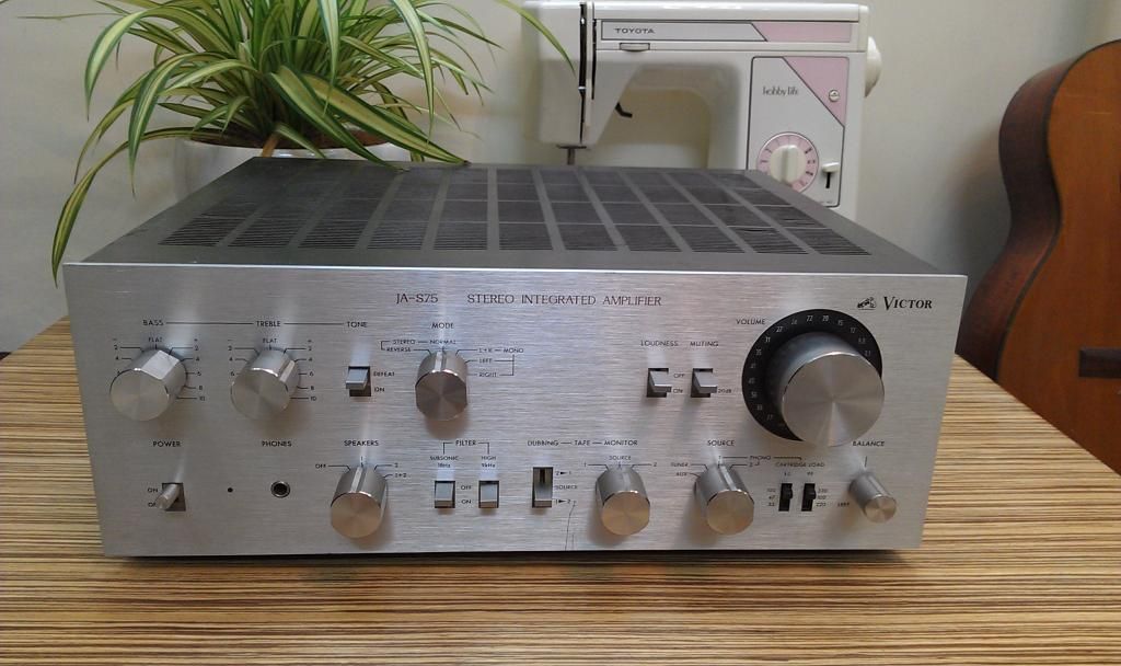 Mâm đĩa than , kim , máng ...Đồng hồ treo tường , để bàn  Japan   Vintage...Độc Đẹp c - 10