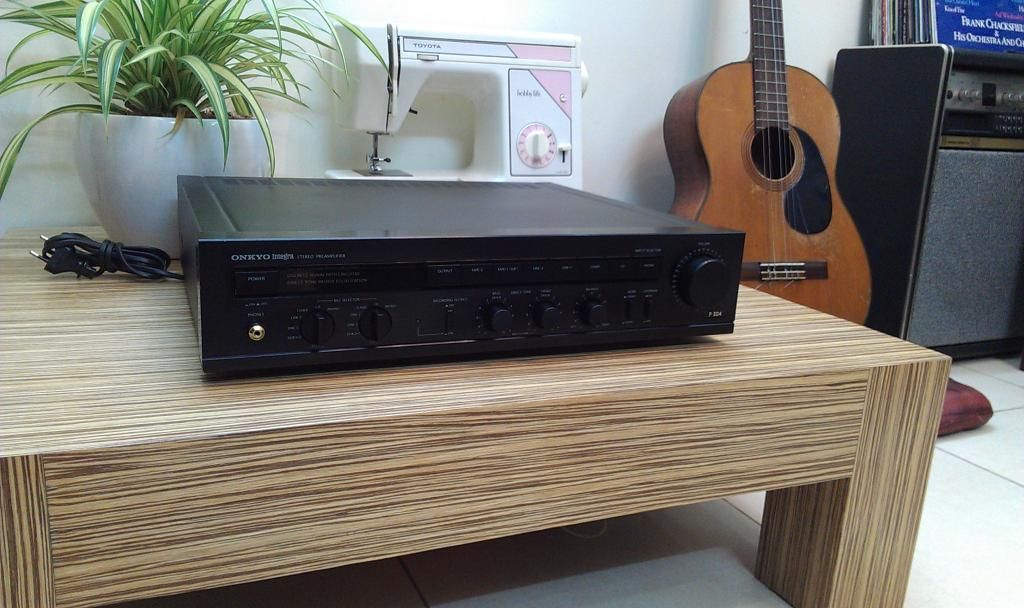 Mâm đĩa than , kim , máng ...Đồng hồ treo tường , để bàn  Japan   Vintage...Độc Đẹp c - 11