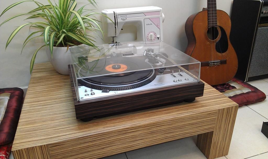 Mâm đĩa than , kim , máng ...Đồng hồ treo tường , để bàn  Japan   Vintage...Độc Đẹp c - 15