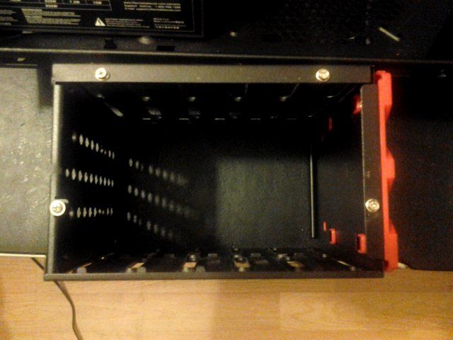Hard_Drive_Cage.jpg