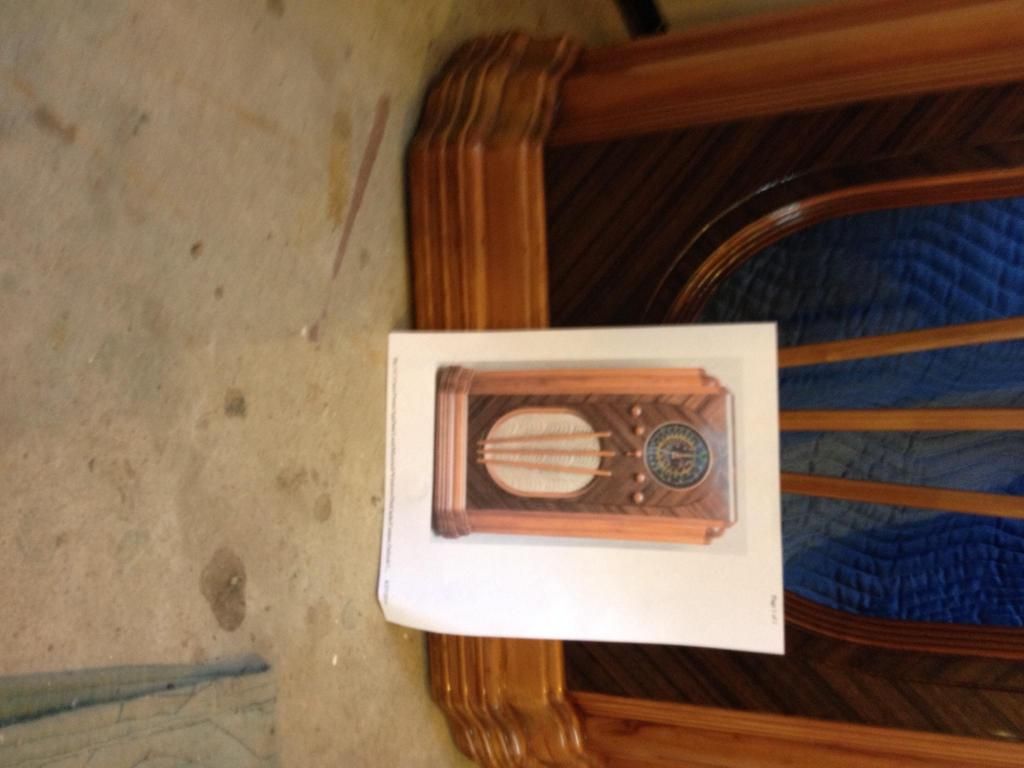 Arvin Rhythm Queen Cabinet Queen_cabinet_finished_vs_radiolaguy1